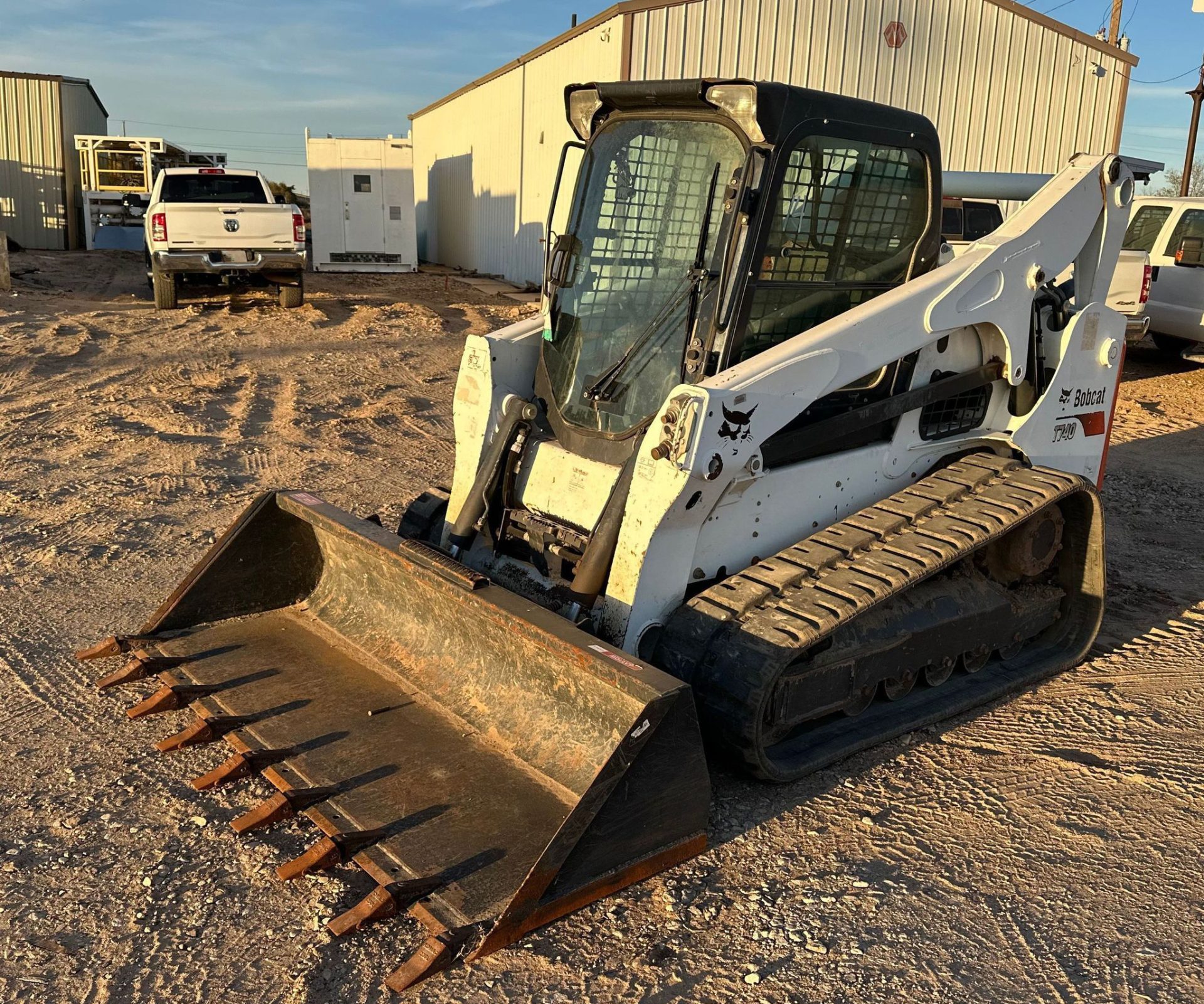 2017 Bobcat T740