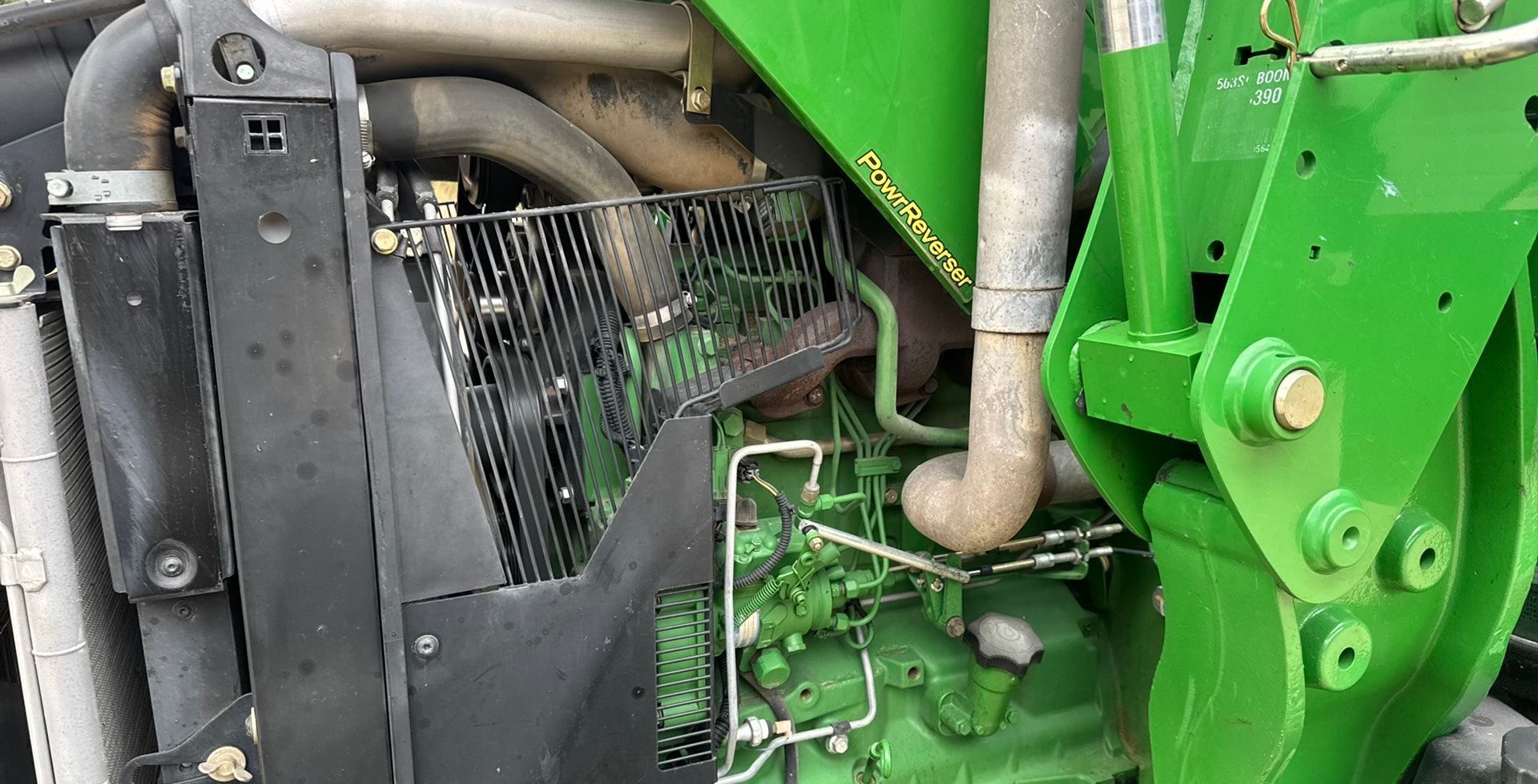2010 John Deere 5085M MFWD - photo 15