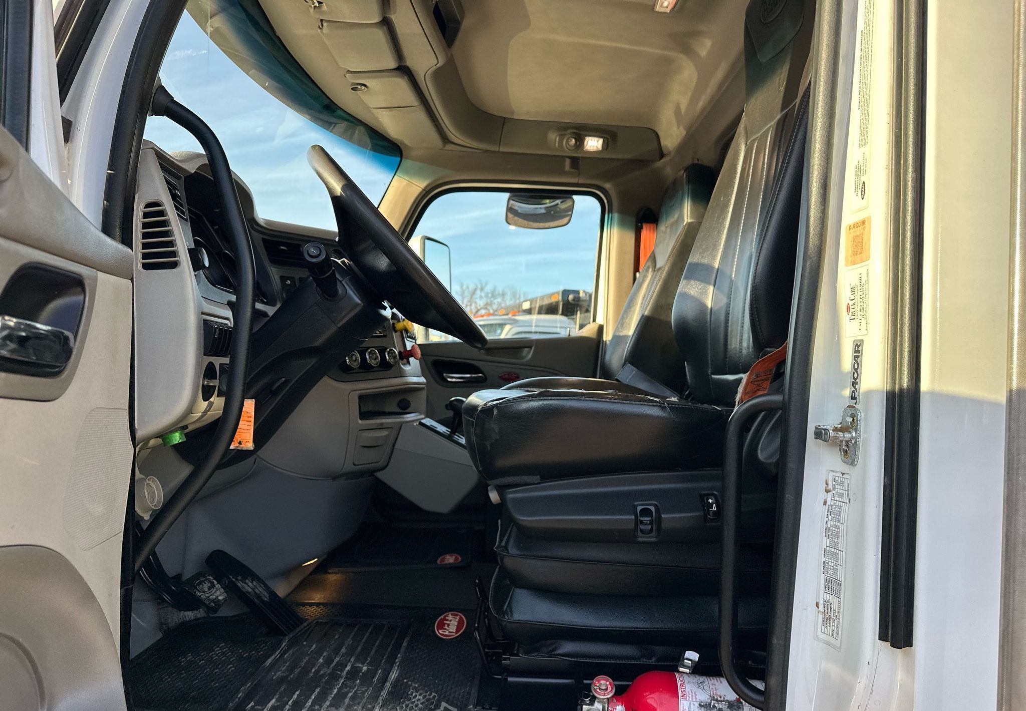 2020 Peterbilt 567 - photo 10