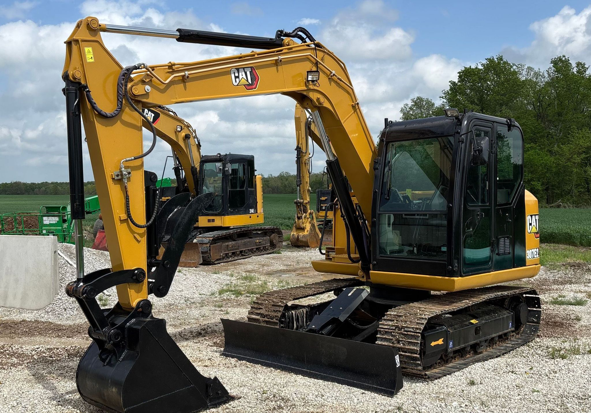 2018 Caterpillar 30700