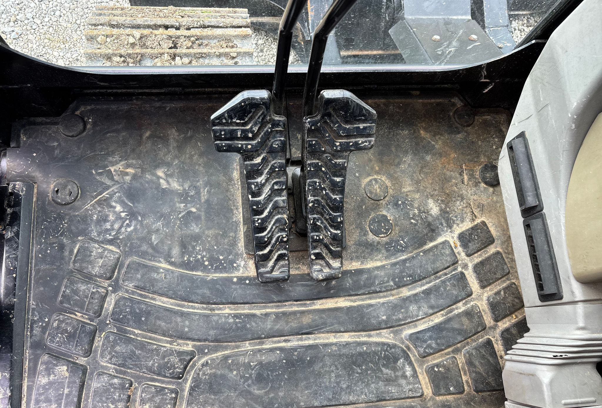 2018 Caterpillar 30700 - photo 14