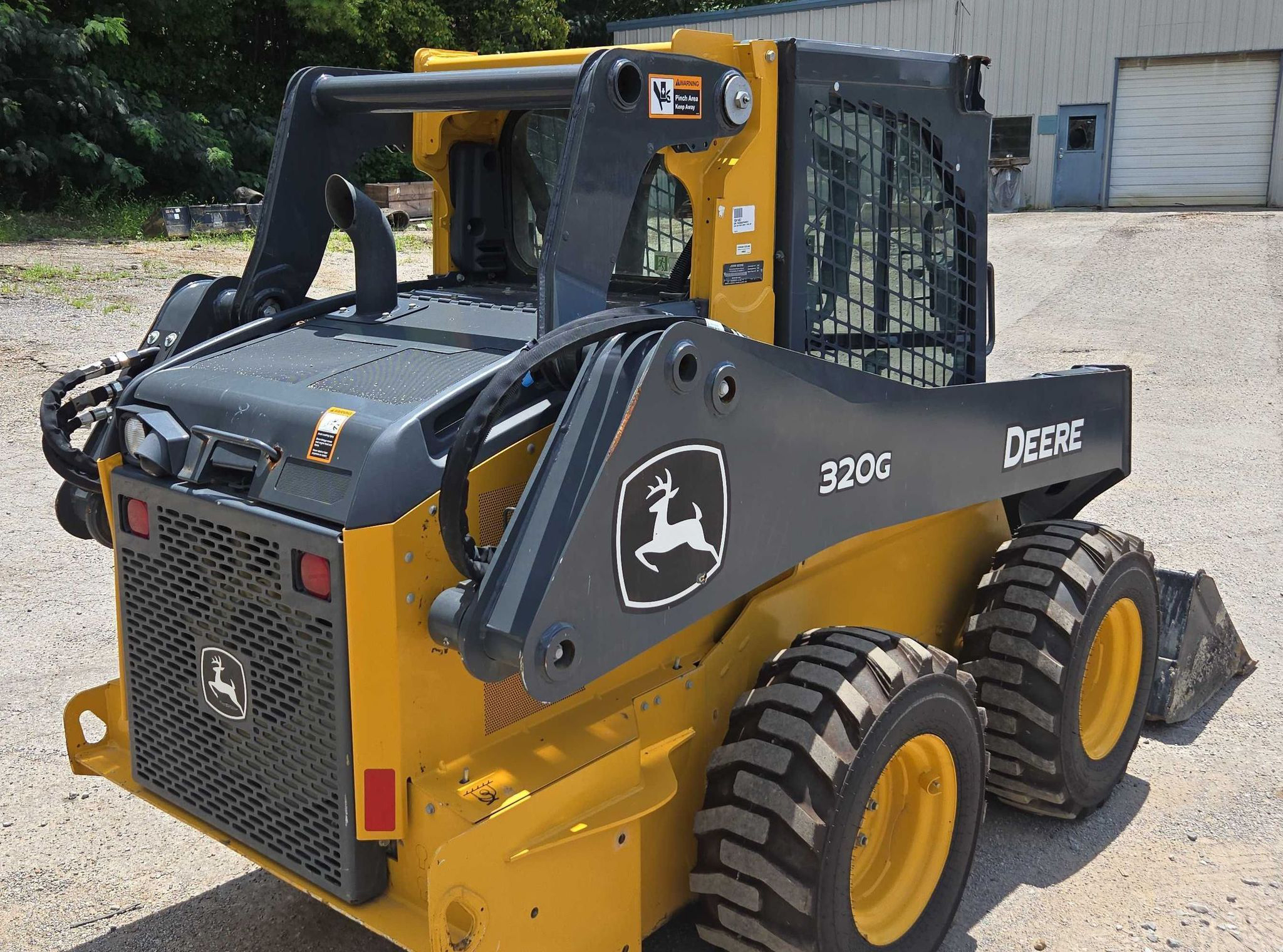 2023 John Deere 320G - photo 5