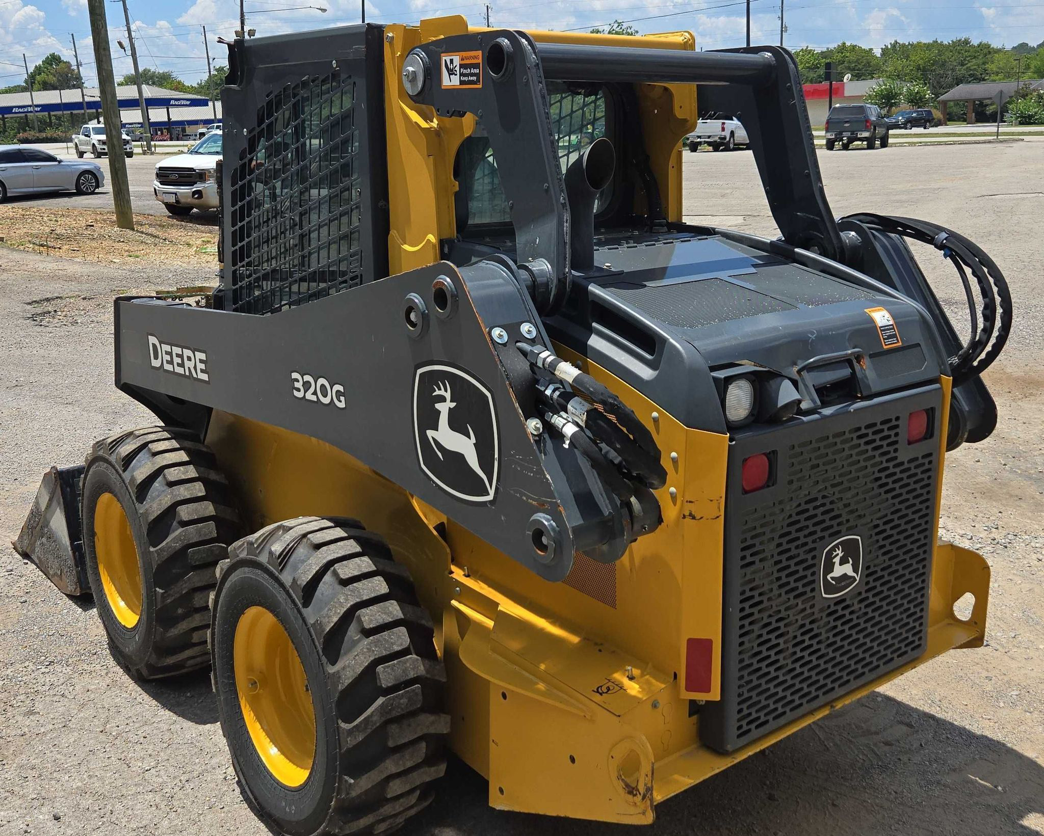 2023 John Deere 320G - photo 7