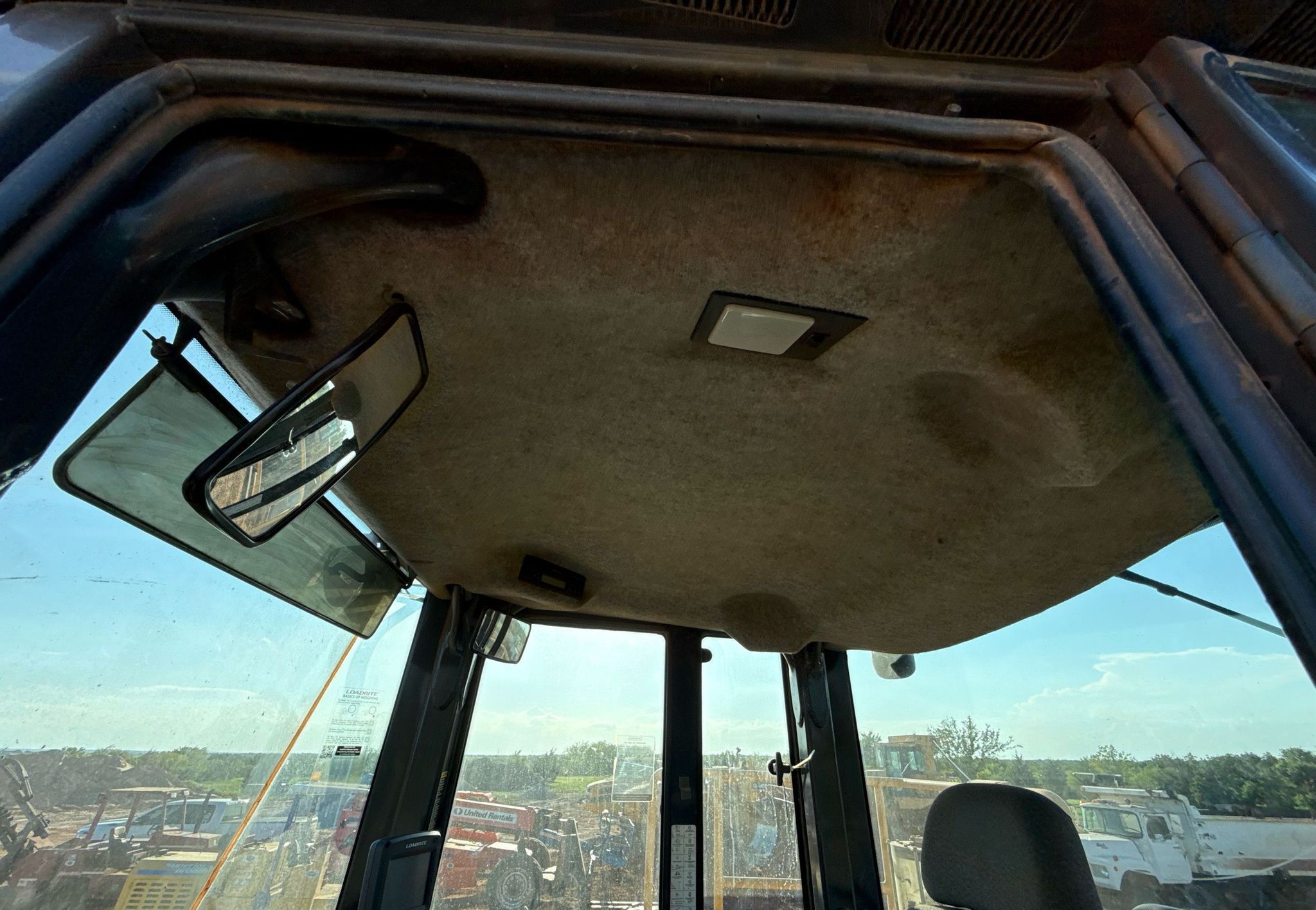 2007 John Deere 844J - photo 12