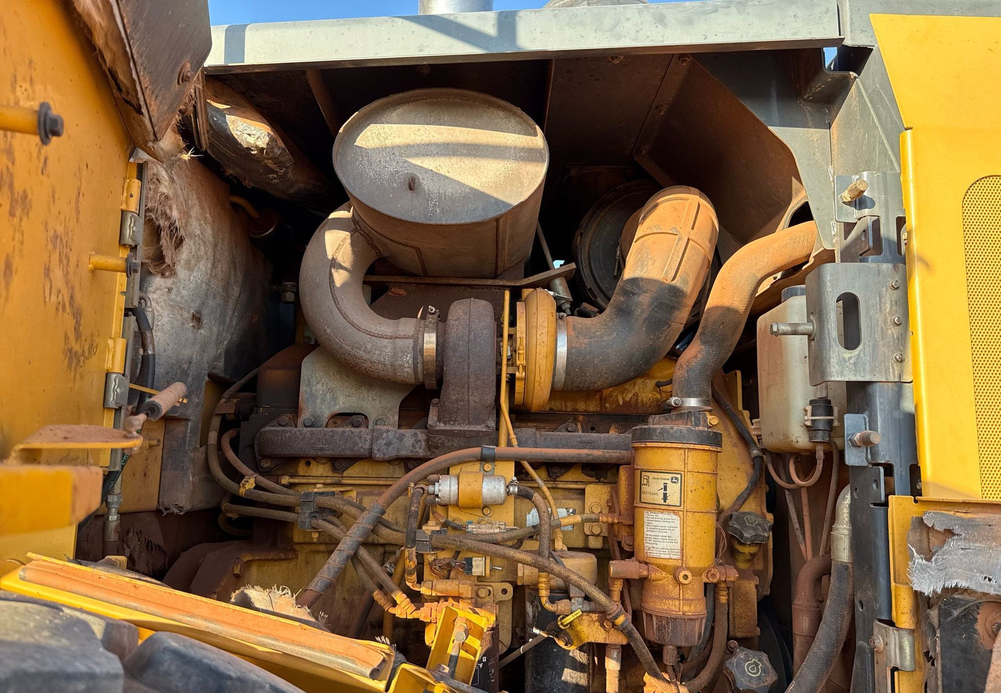 2007 John Deere 844J - photo 13
