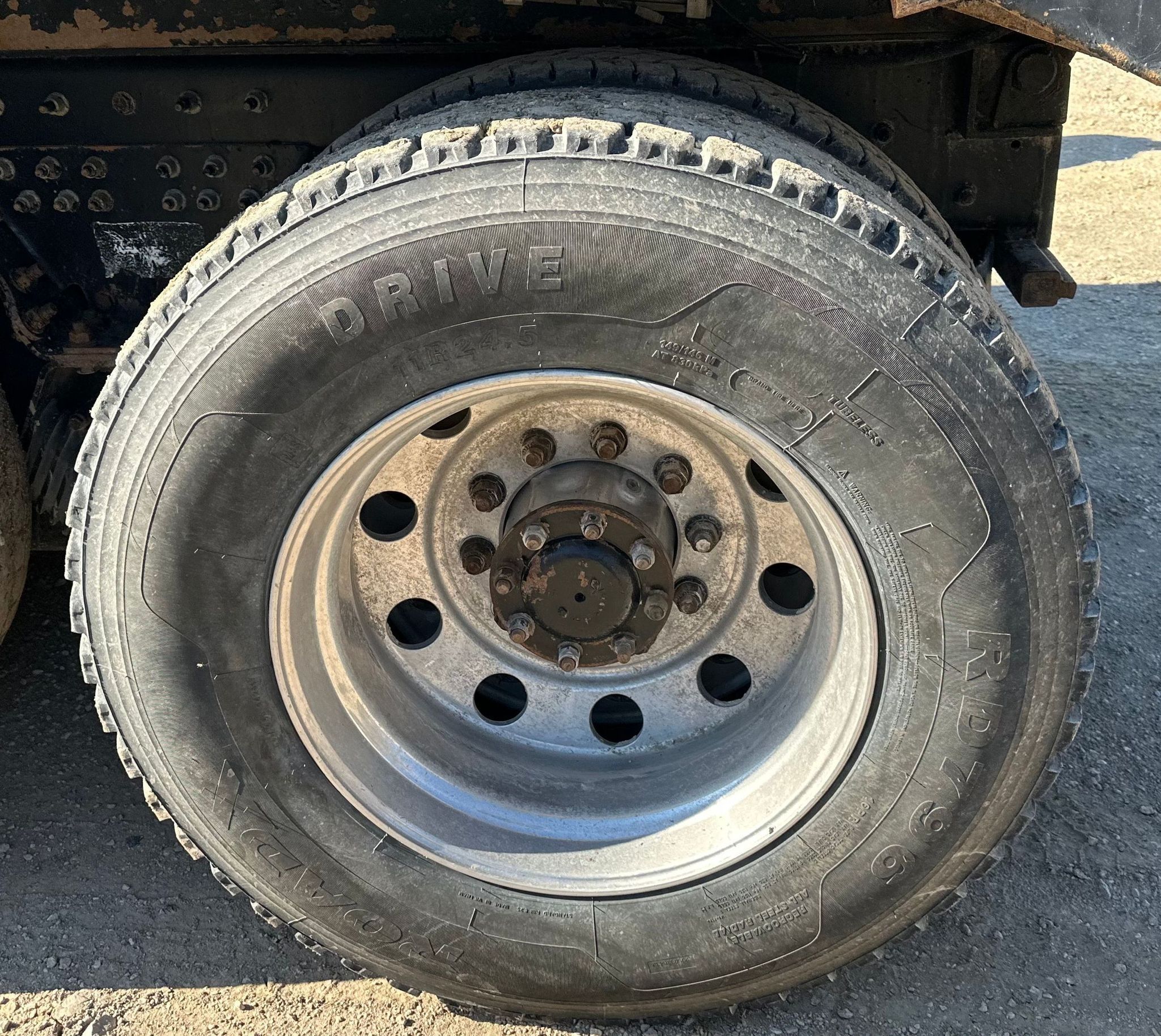 2017 Kenworth T880 - photo 16