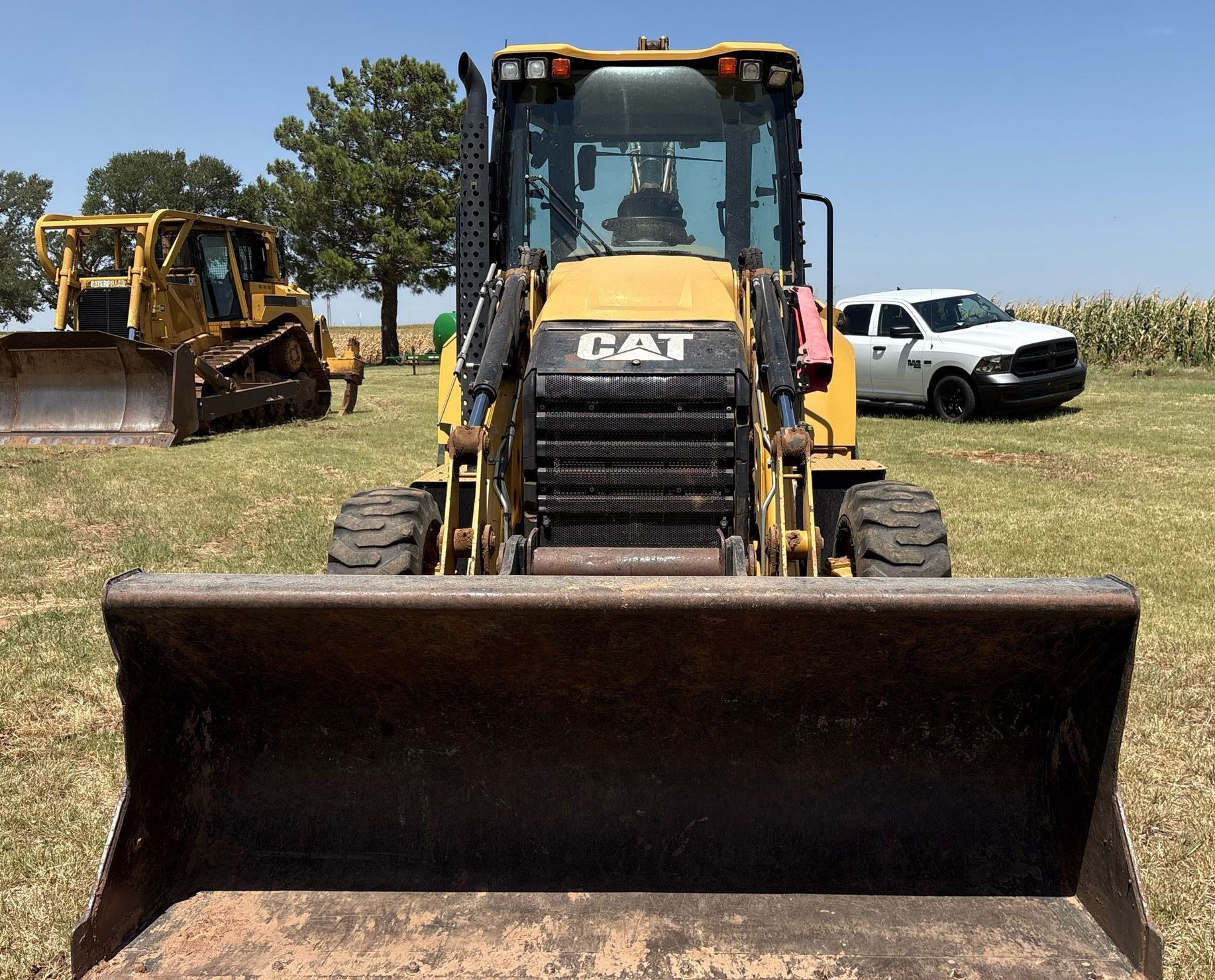 2016 Caterpillar 420F2 IT - photo 2