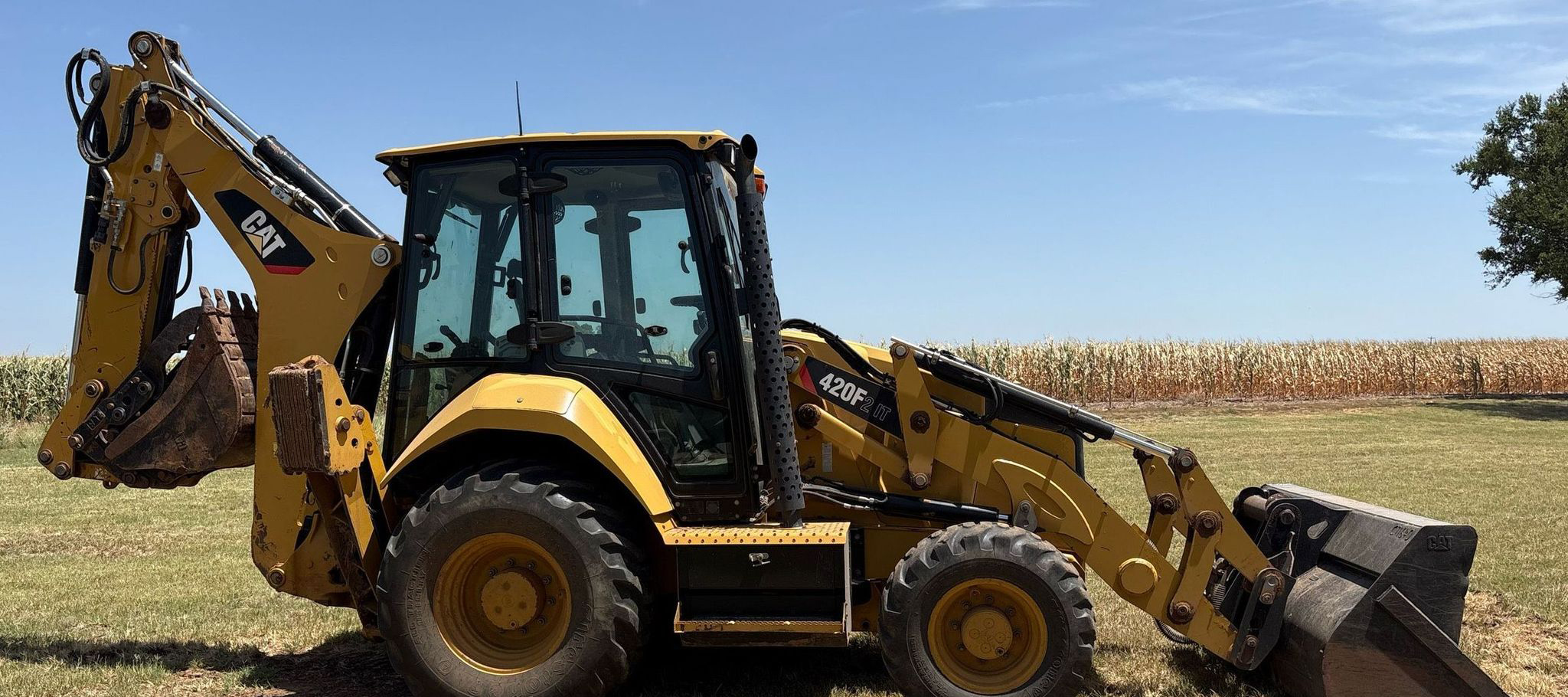 2016 Caterpillar 420F2 IT - photo 4