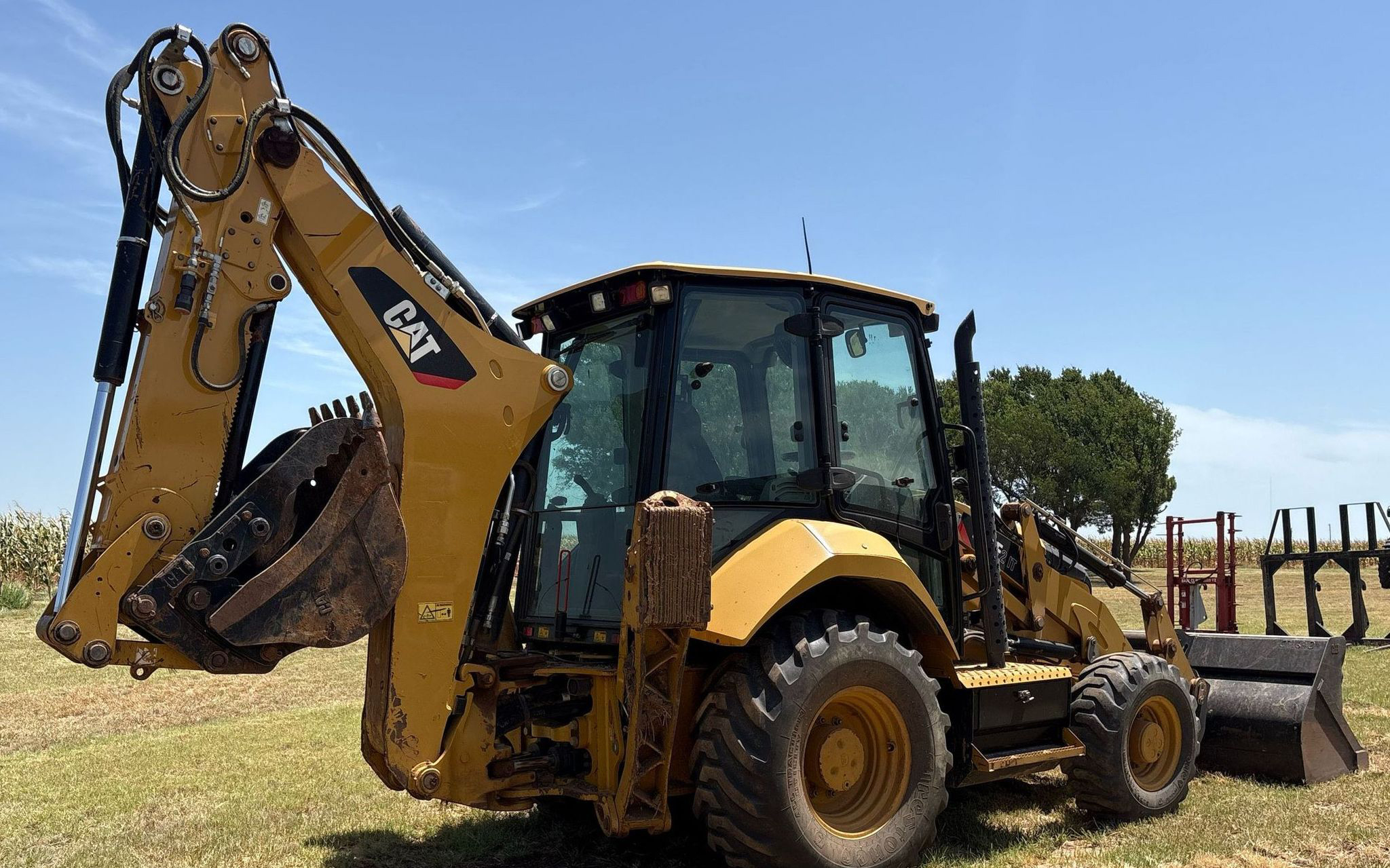 2016 Caterpillar 420F2 IT - photo 5