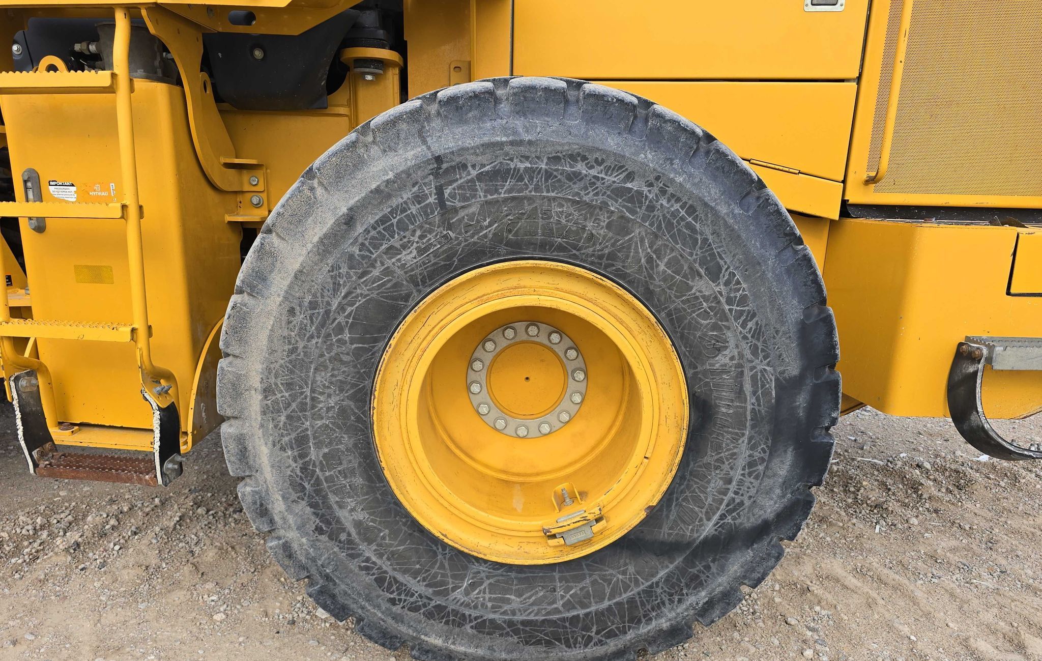 2017 John Deere 644K - photo 15