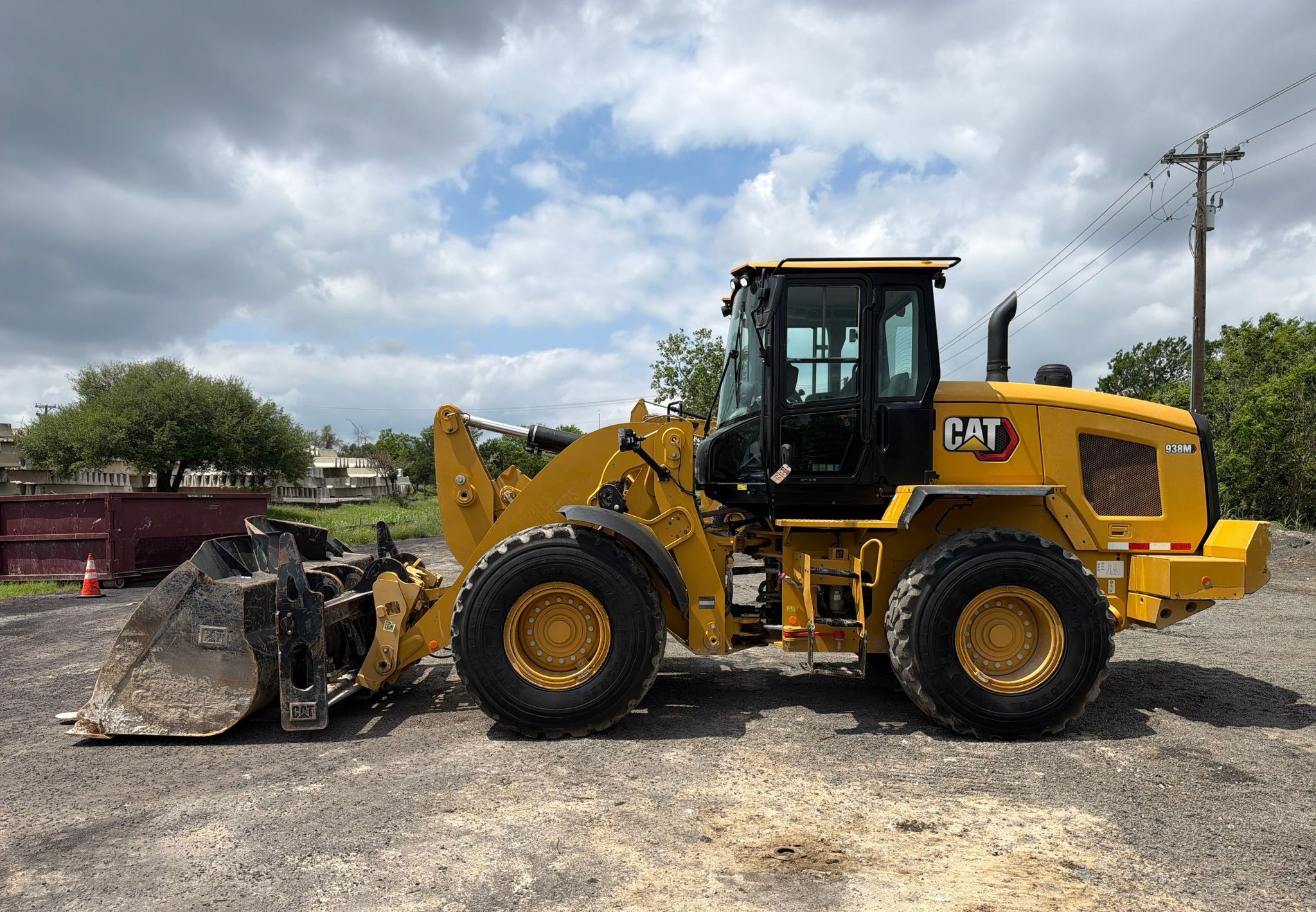 2022 Caterpillar 938M - photo 8