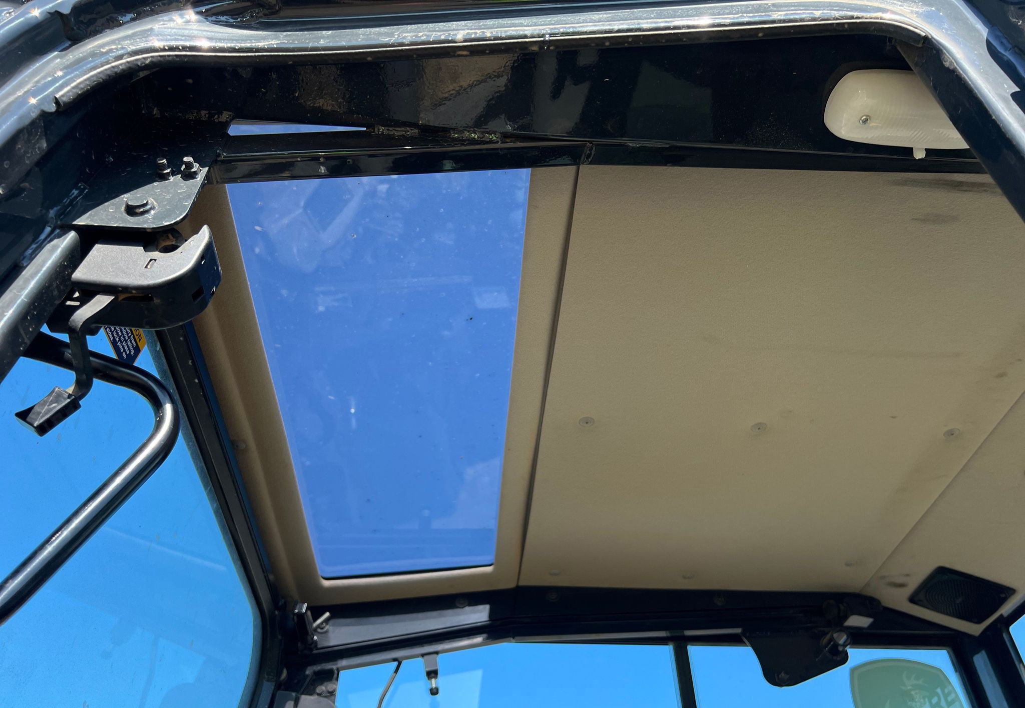 2019 John Deere 60G - photo 8