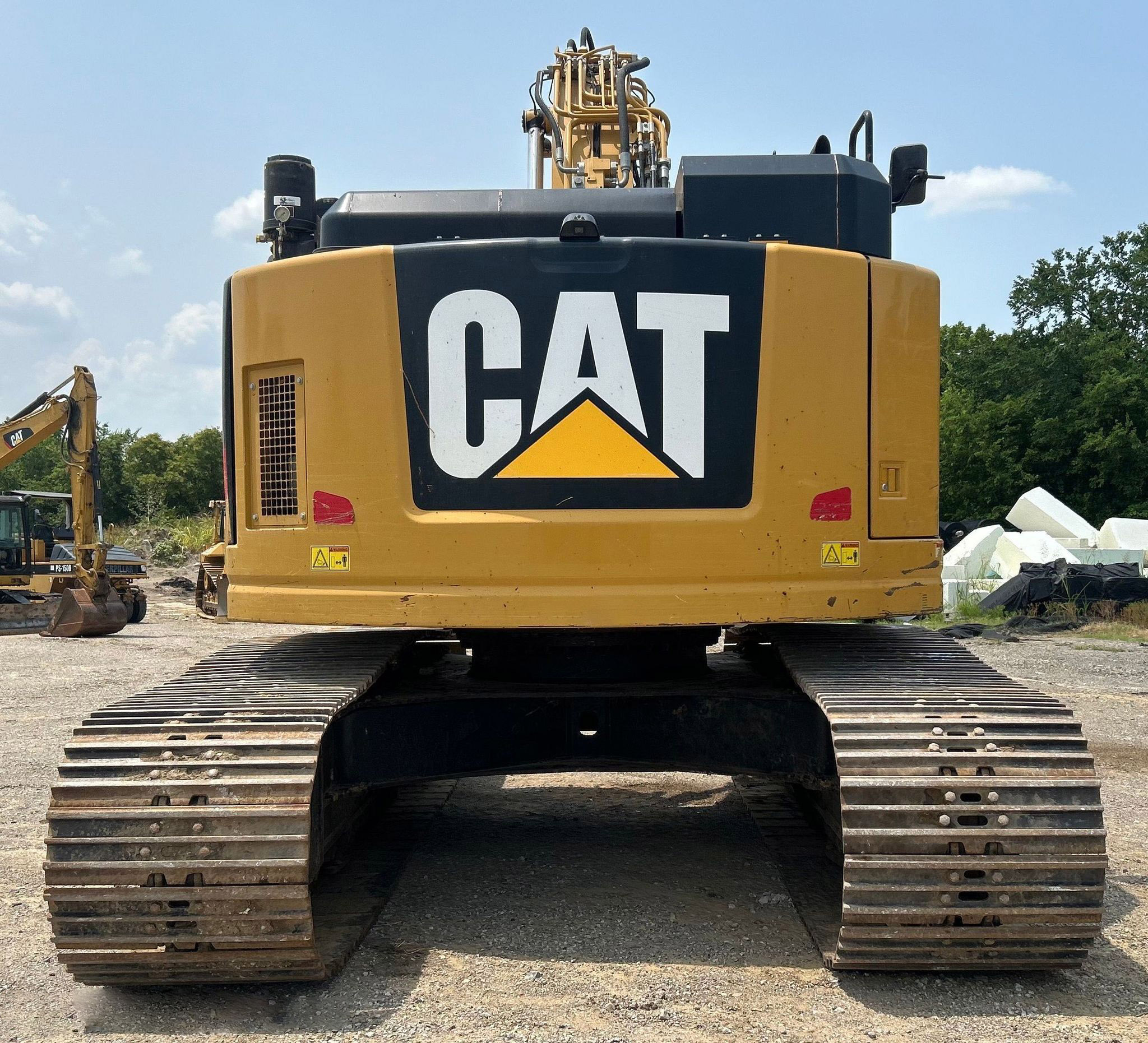 2018 Caterpillar 335F L CR - photo 5