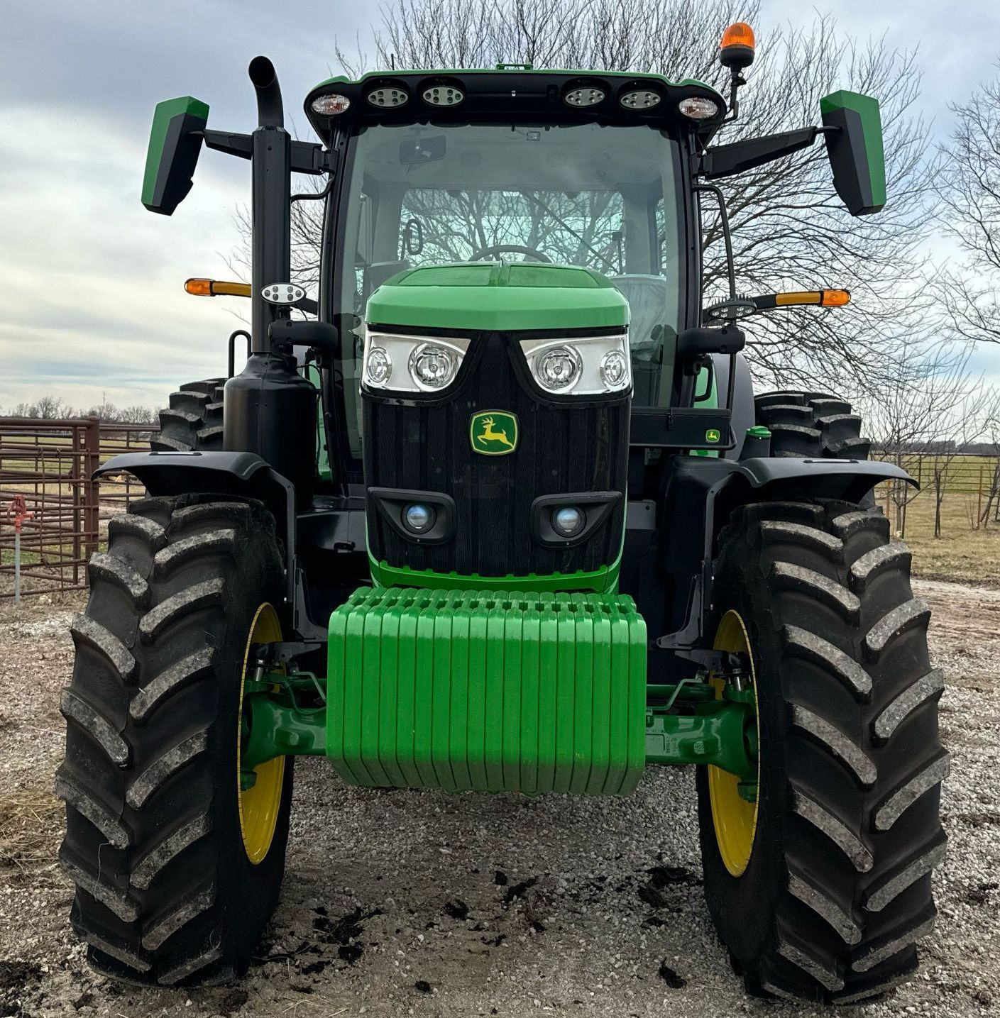 2022 John Deere 6R 195 MFWD - photo 2