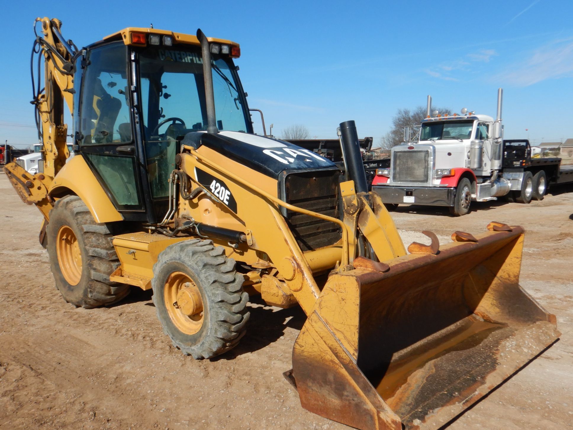 2008 Caterpillar 420E - photo 2